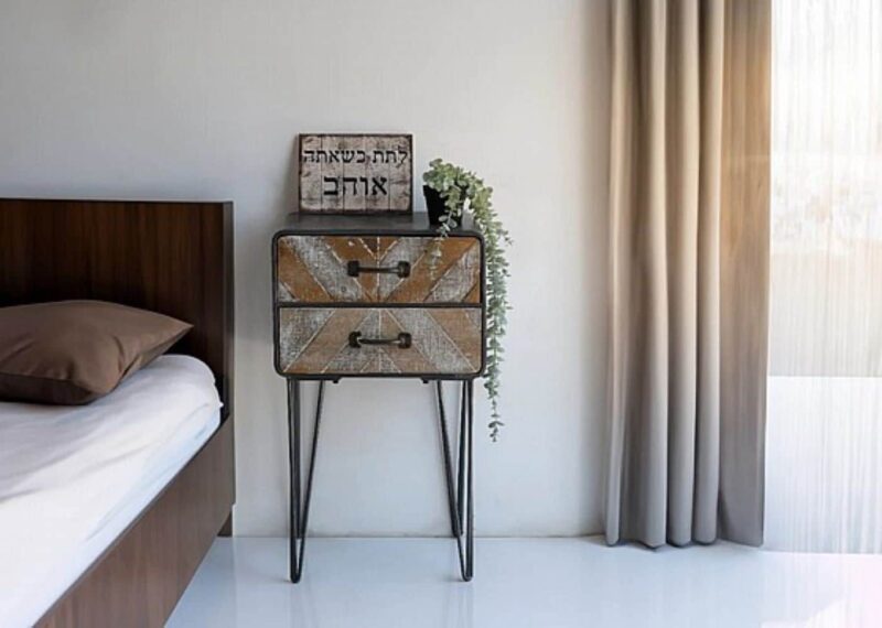 שידת מגירות דגם אלכסונים