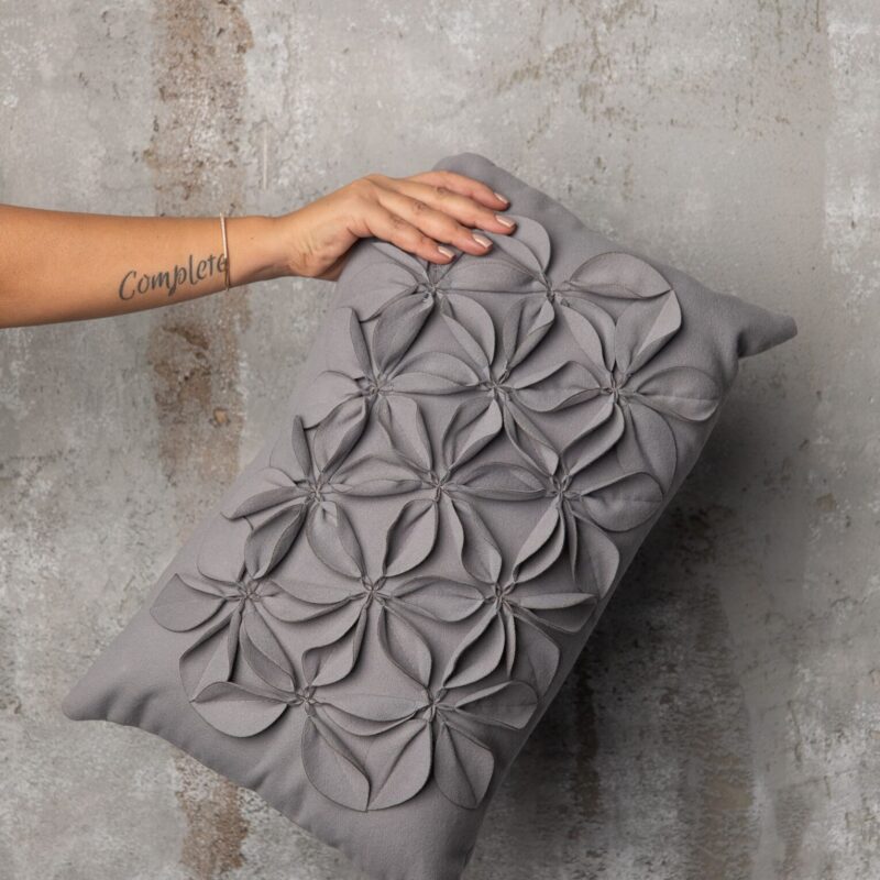 כרית אלור – אפור