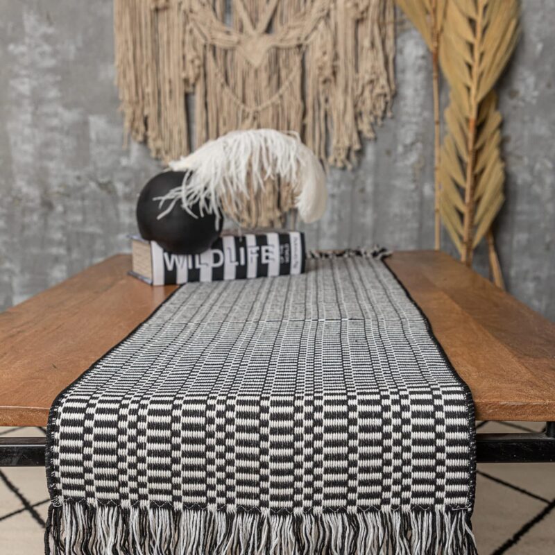 רנר ארוג אביר דגם 2 – שחור לבן