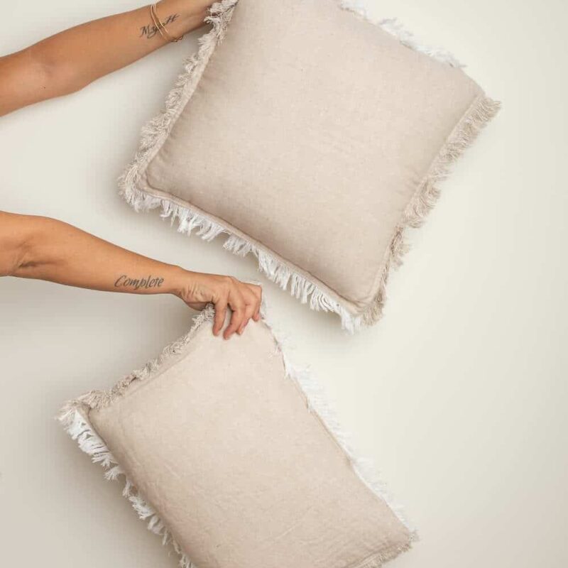 כרית יהלי – בז'