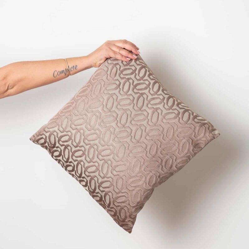 כרית אדיר – בז'