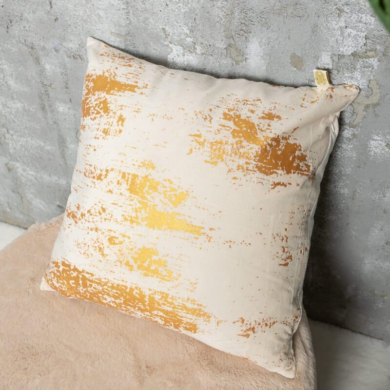 כרית	רויאלטי דגם 3 – שמנת