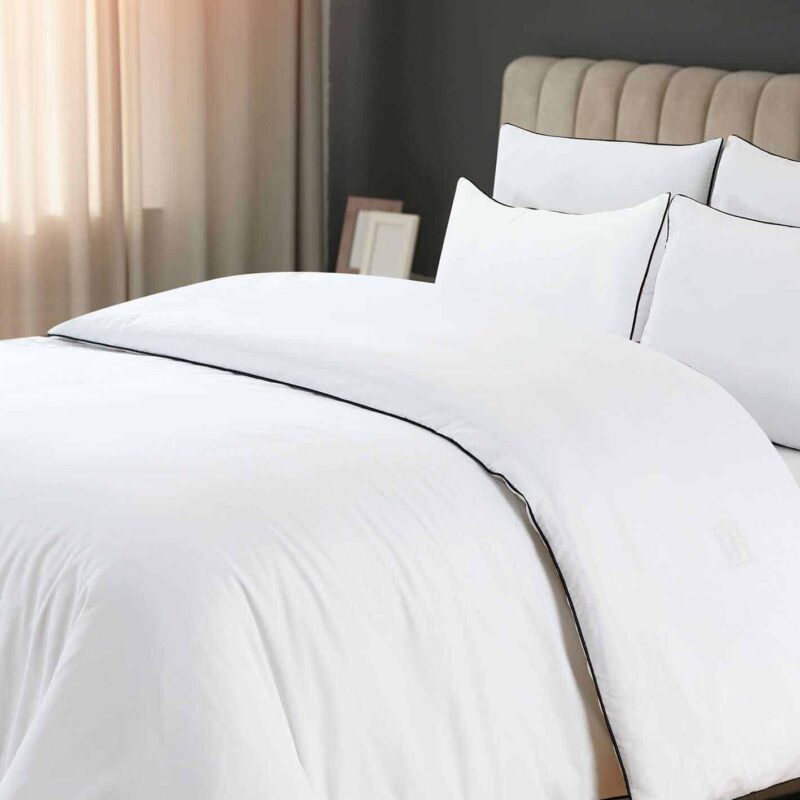 סט מצעים לואיז – לבן שחור