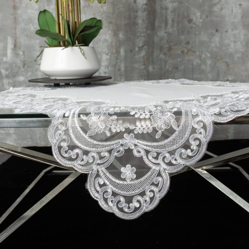 אליה רנר ופלייסמט – לבן