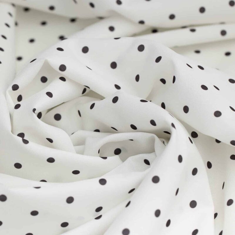 מפה לשולחן איב – שחור